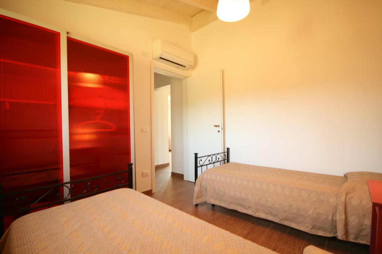 Due Casette Con Piscina Castagneto Carducci Kültér fotó